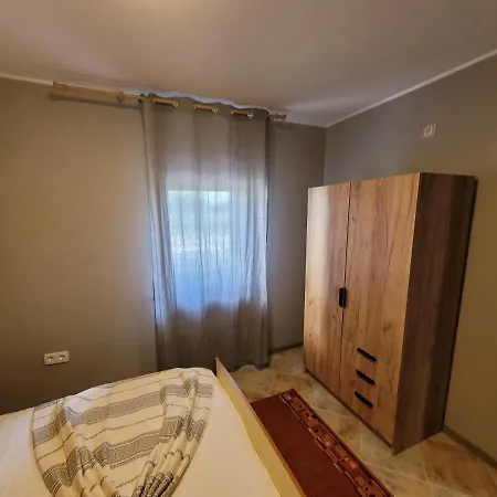 Dragon Apartment *