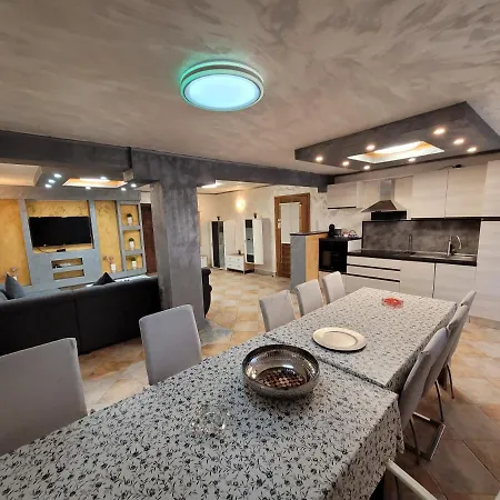 Dragon Apartment