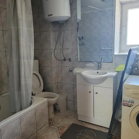 Dragon Apartment *
